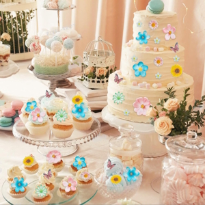 edible flower decorations
