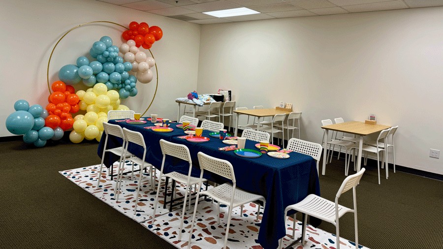 whimsical birthday party decorations by Wonder Spark at Laro Tayo, and indoor birthday party venue for kids near Seattle