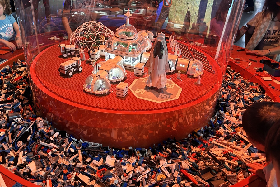 Lego model of a Mars base