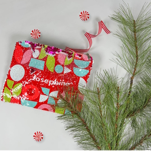 pouch with sequins and a personalized name