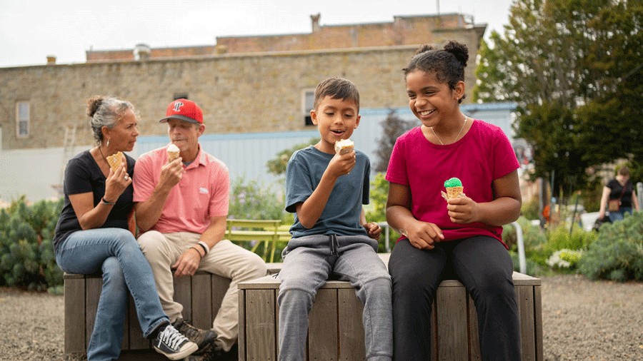 family eating scoops of ice cream in Port Townsend 