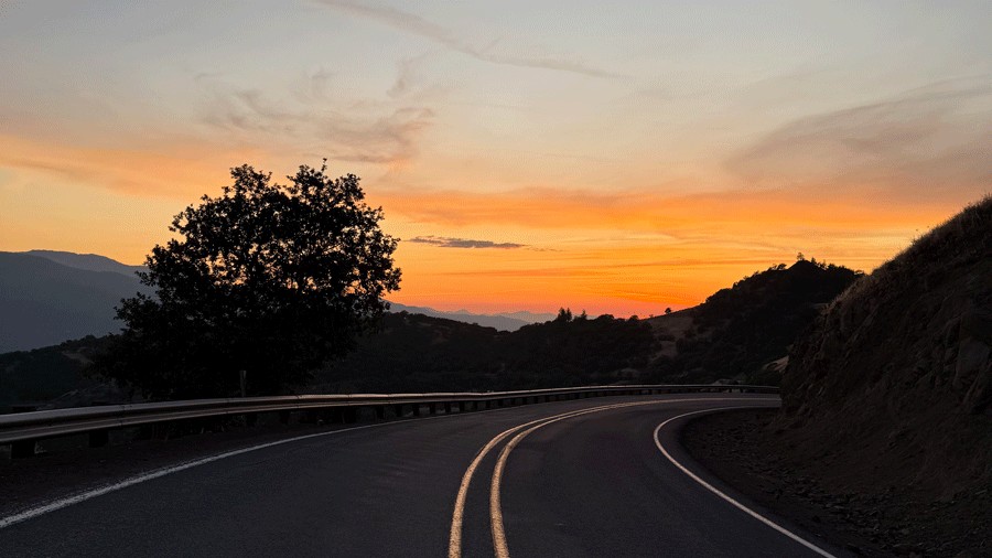 road trip view driving to Southern Oregon for a family vacation