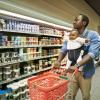 Dad-bringing-baby-to-grocery-store