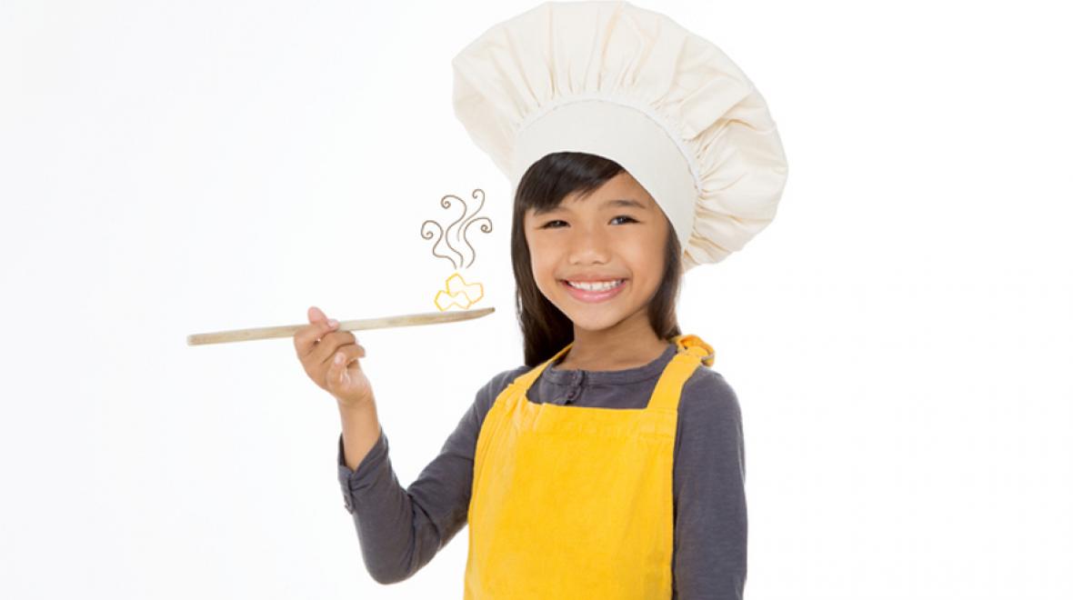 little girl chef