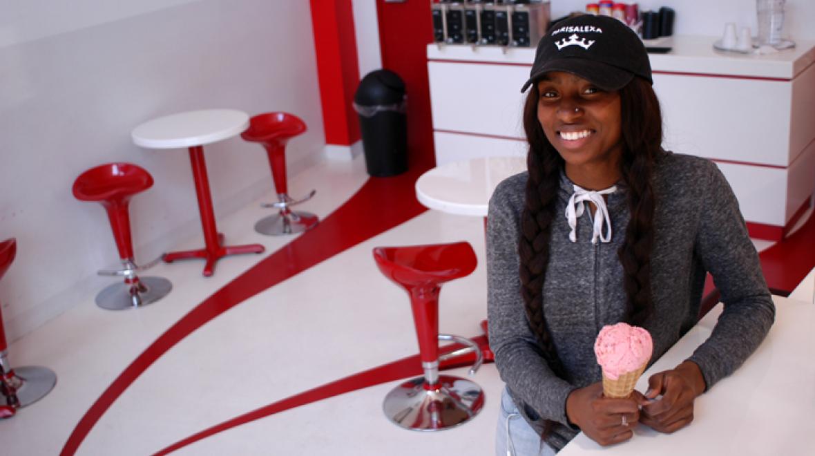 12 Scoops. Photo by JiaYing Grygiel