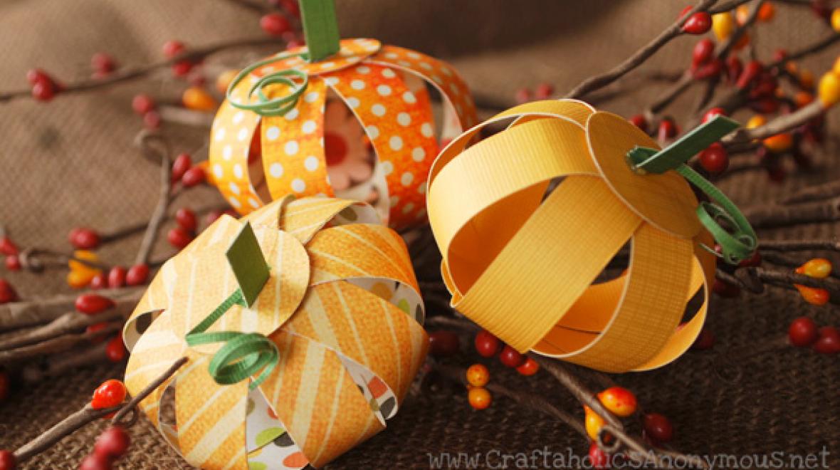 Mini paper pumpkins