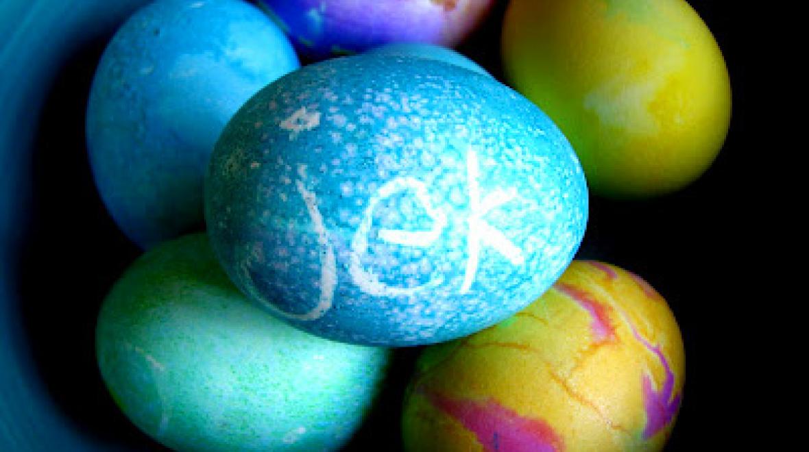 DIY Easter eggs on the cheap