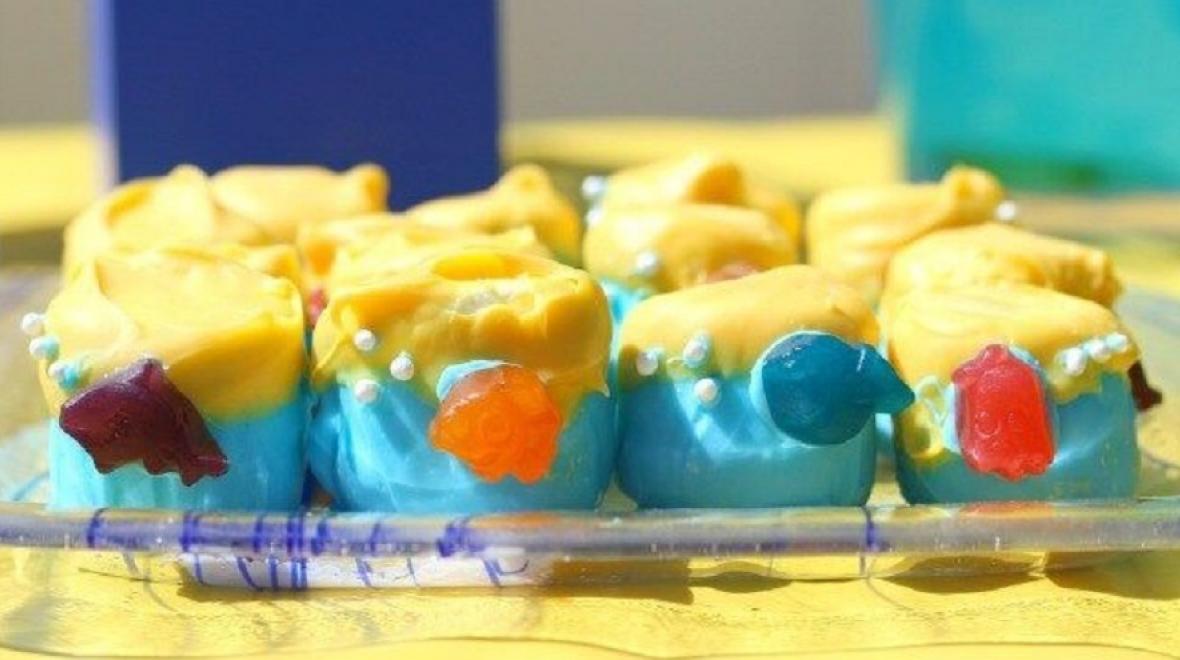  Finding Dory dipped marshmallows