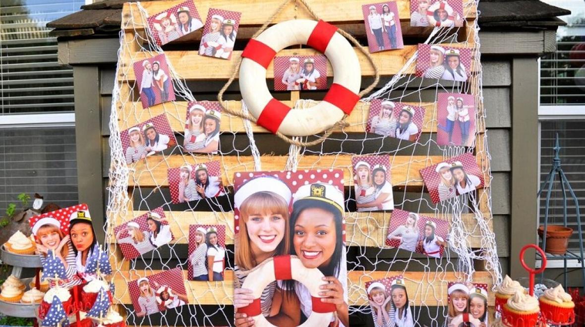 Sail away photo display