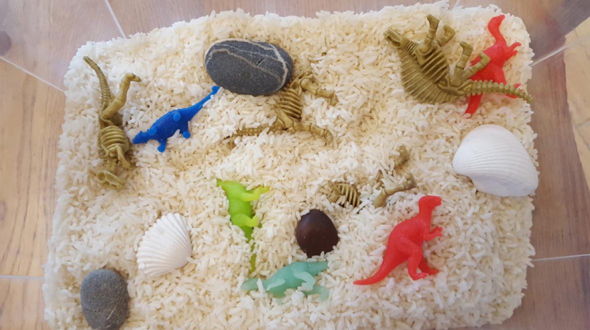 dino sensory bin