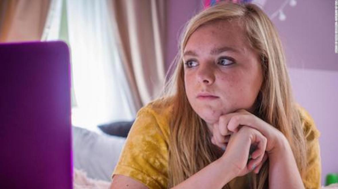 Kayla (Elsie Fisher) in the movie "Eighth Grade"