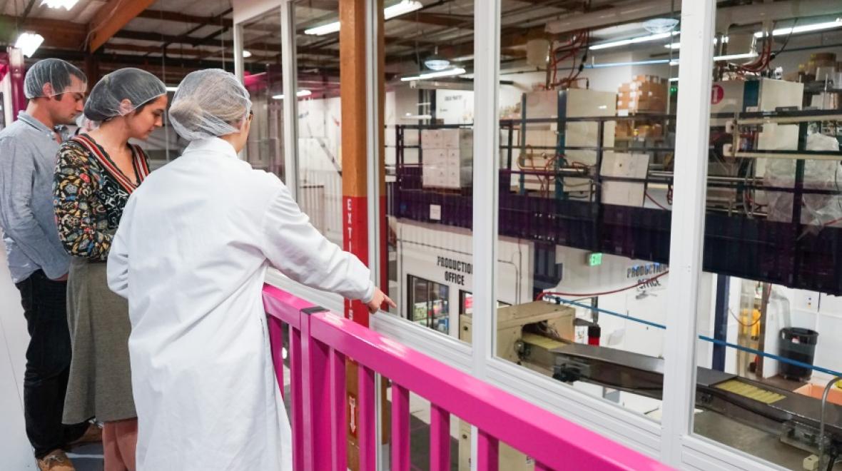See how chocolates is made at Seattle chocolate's factory tour, a kid-friendly Seattle food tour