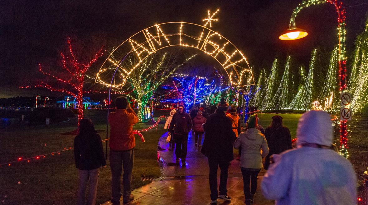 Clam Lights south sound area holiday fun on the cheap