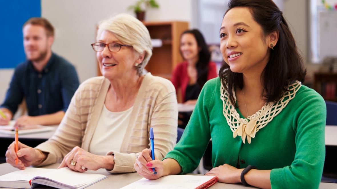 Women-in-adult-class-workshop-writing-seattle-field-trips-for-grown-ups