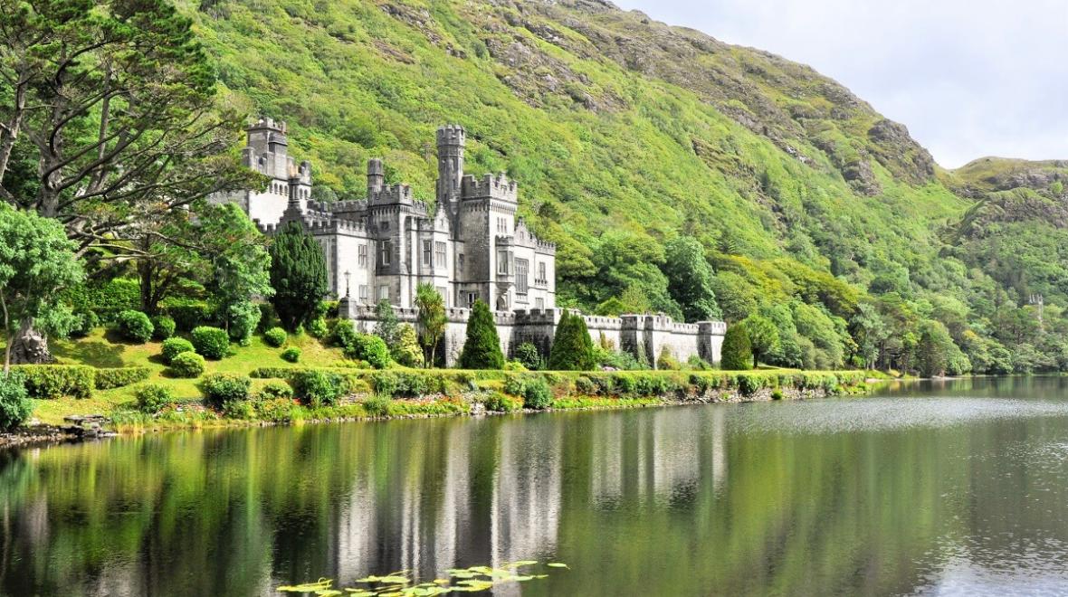 Kylemore Abbey in Connemara County Galway Ireland dream travel destinations