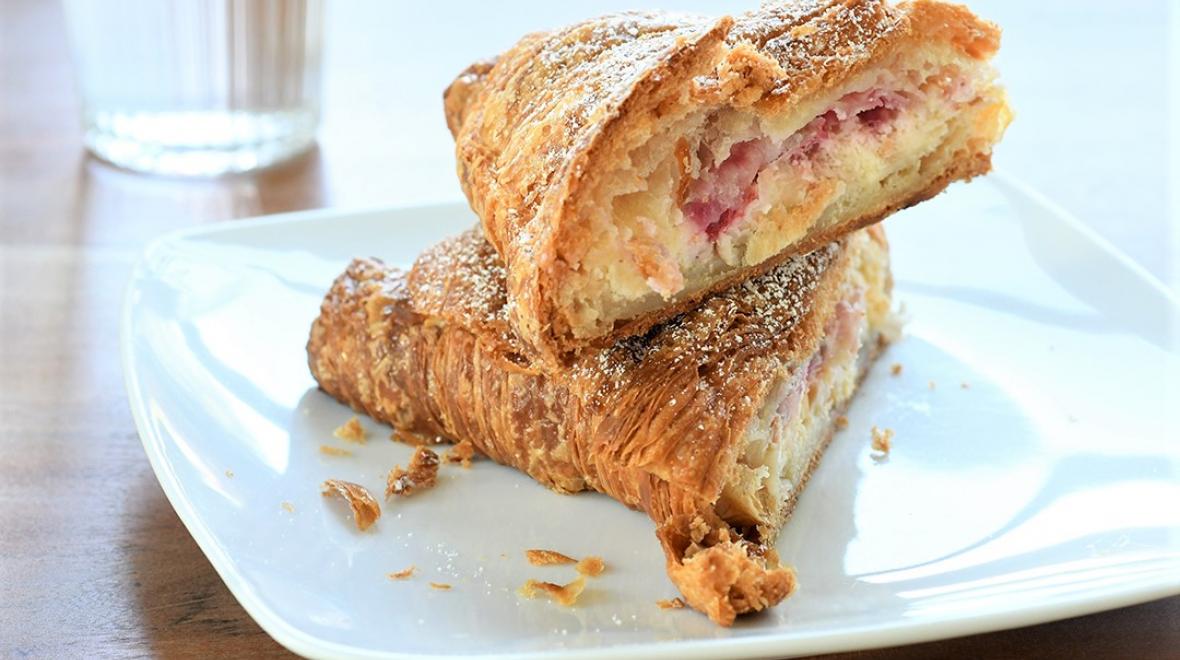 Sweet Nothings Seattle-area bakery raspberry cheesecake croissant