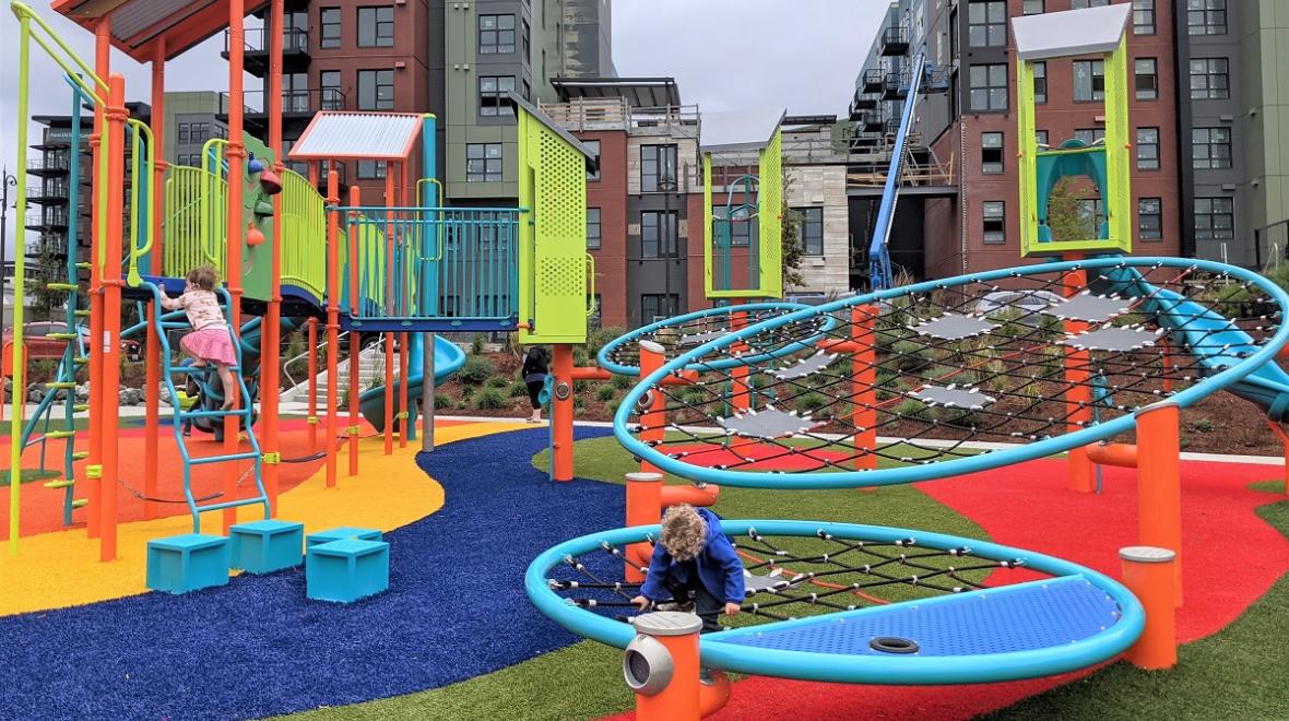 new playground at totem lake park in Kirkland near Seattle best new seattle area playgrounds opened in 2021