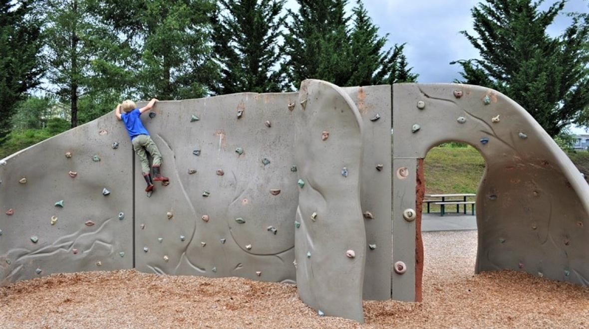 Climbing wall at Fisher Creek Park Snoqualmie Eastside adventure playgrounds