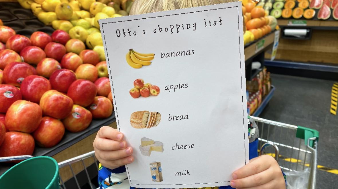Kid-with-shopping-list