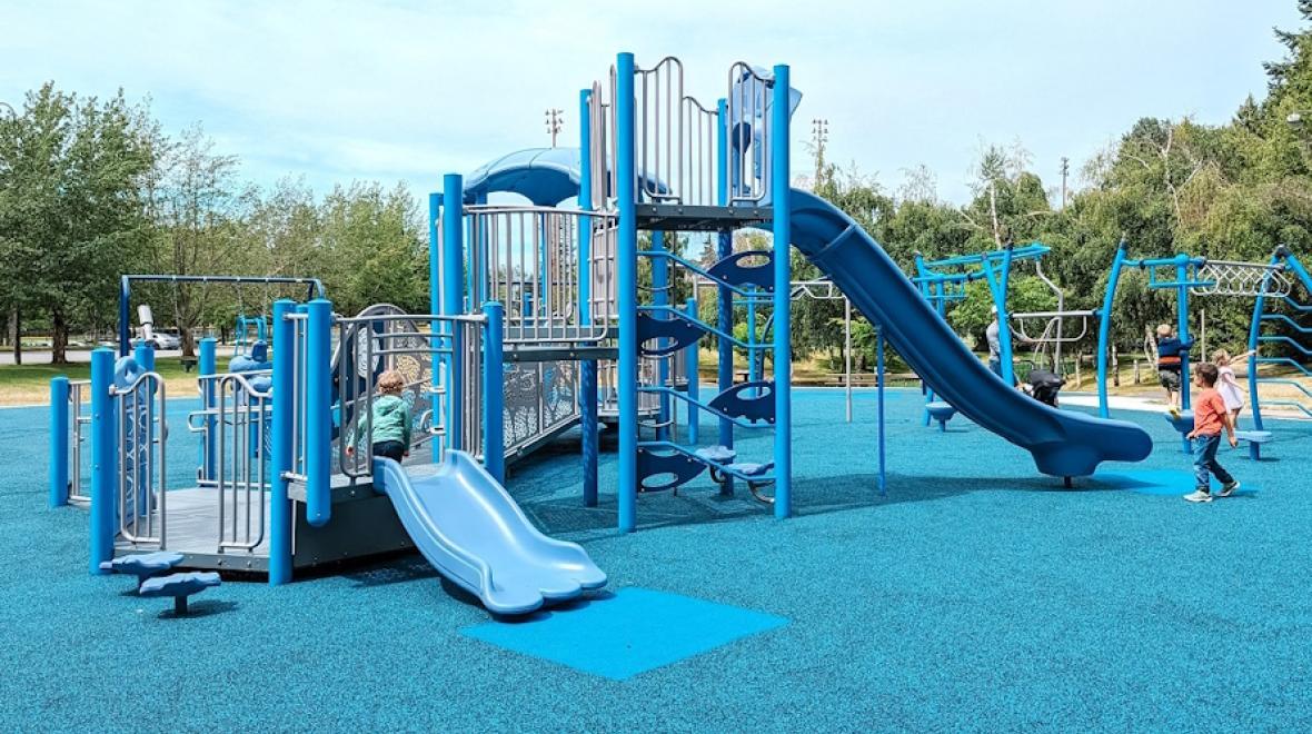 Meadowdale Playground playfield wide view credit Natasha Dillinger