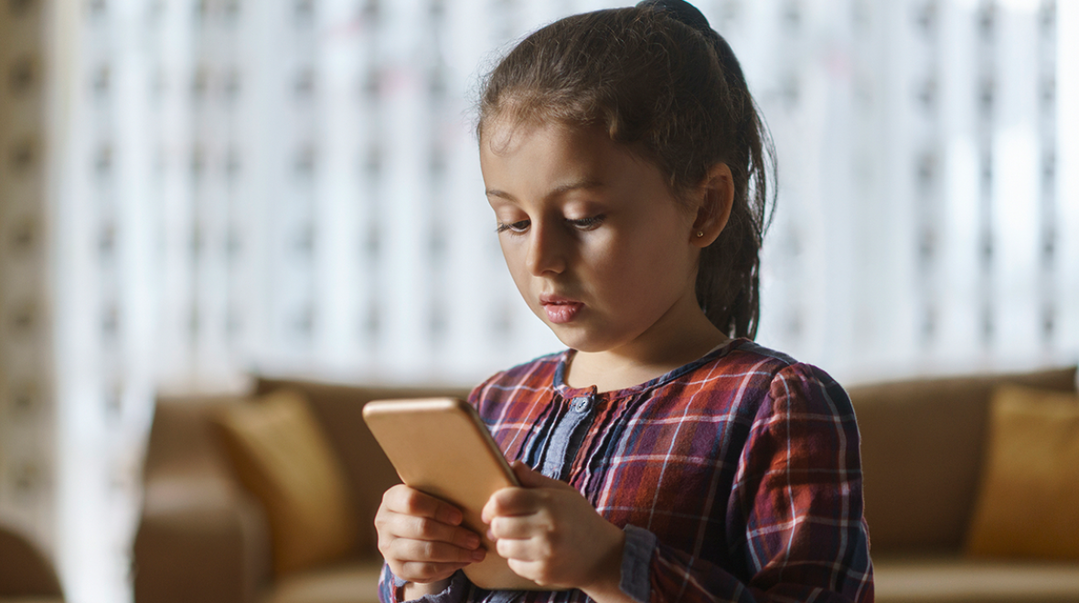 Should Cell Phones be Allowed in School? ParentMap