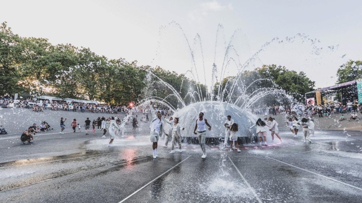 Performers at the Seattle Center fountain for Bumbershoot, an outdoor music festival