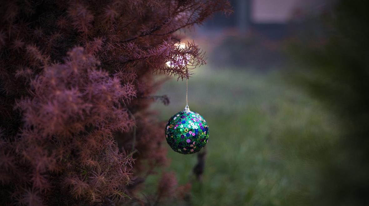 Christmas tree ornament with dots