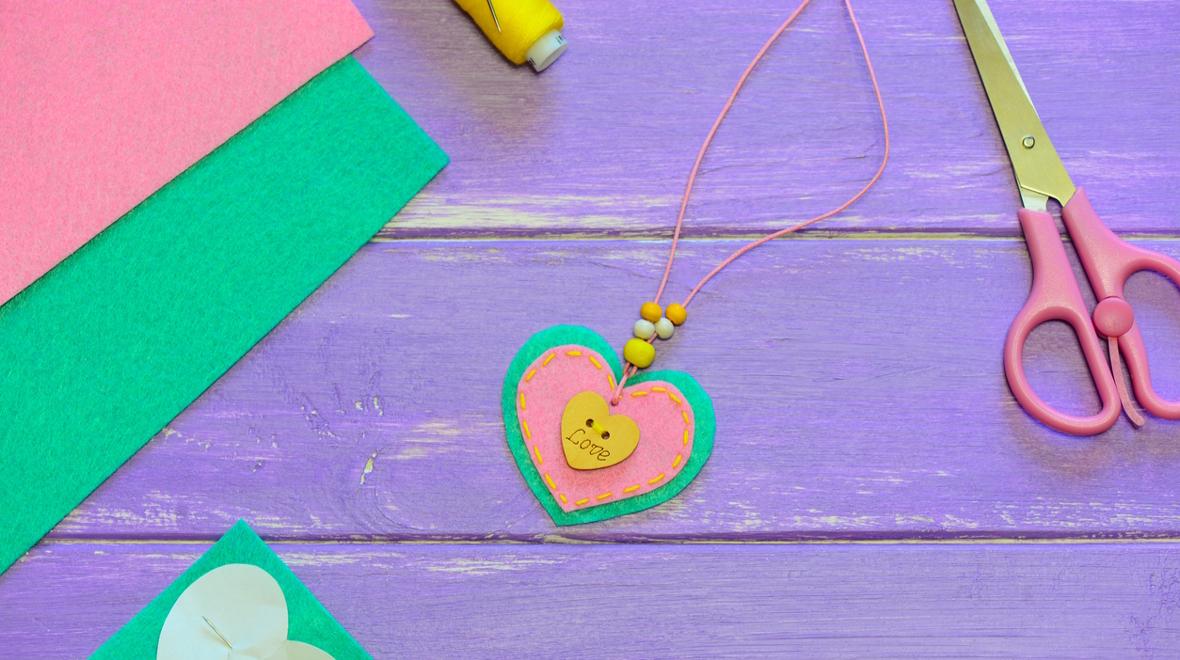 heart friendship necklace