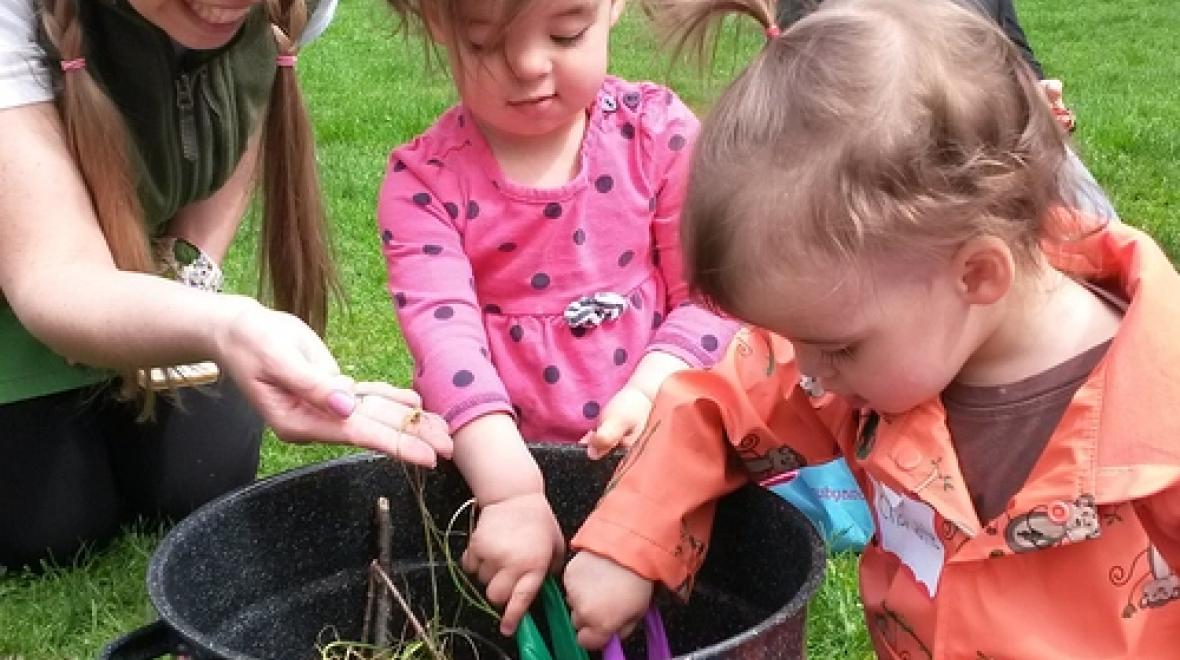 Tinkergarten Spring Season Trial Class | Seattle Area Family Fun