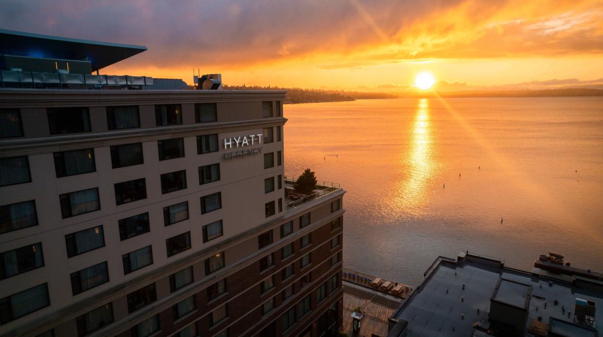 Waterfront Christmas Market at Hyatt Regency Lake Washington Seattle
