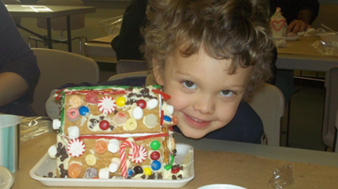 gingerbread-houses-seattle-area-family-fun-calendar-parentmap