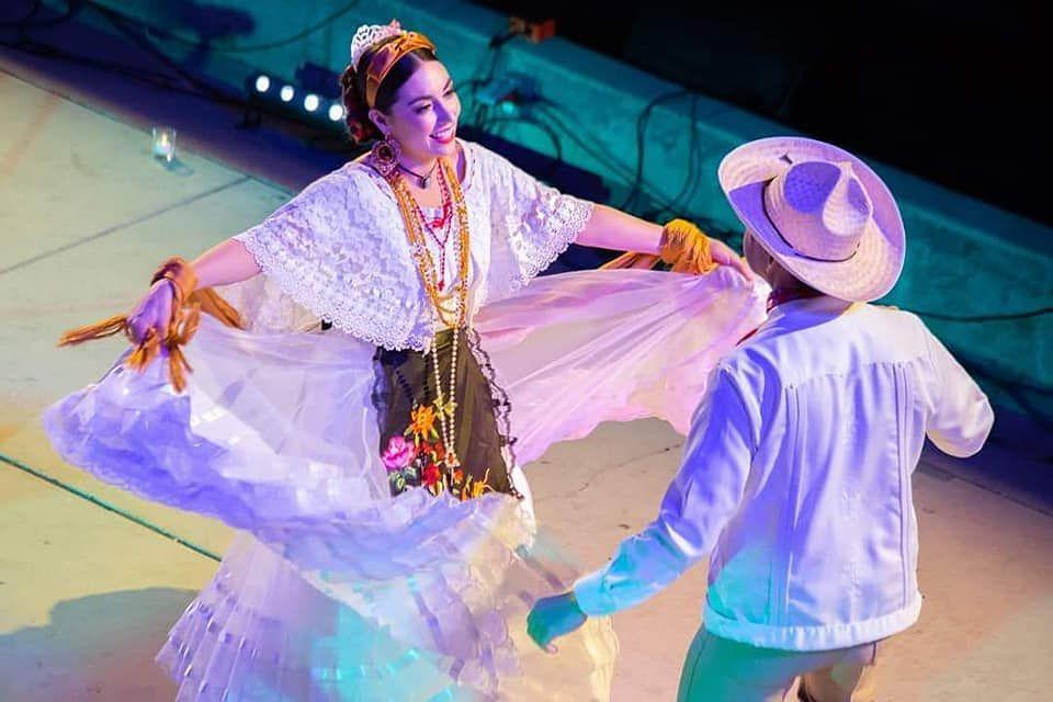 Kareli's Guide to Dancing With Live Music — Ballet Folklorico de