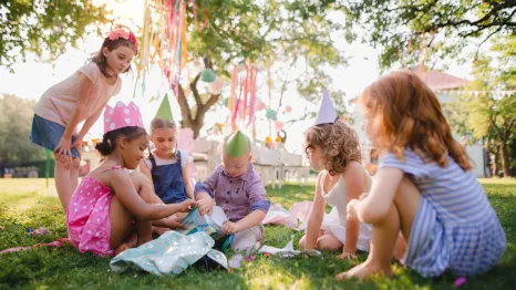 kids at a spring birthday party
