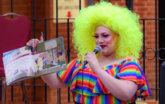 Drag queen story time