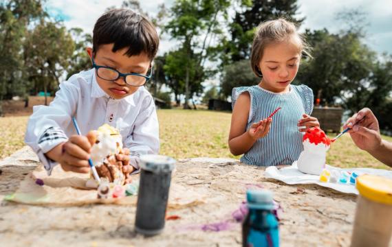kids painting outside