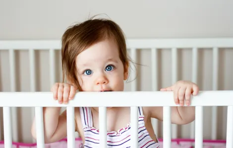baby-in-crib
