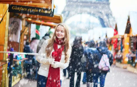 young-girl-in-paris-christmas-market