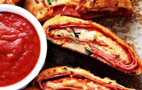 stromboli is an easy dinner recipes for families