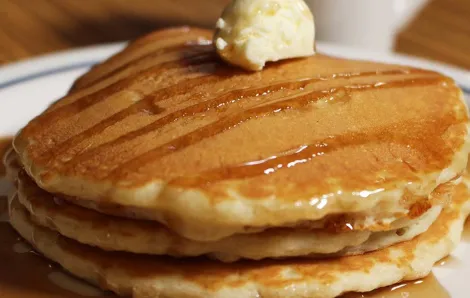 IHOP-free-pancakes-free-pancake-day
