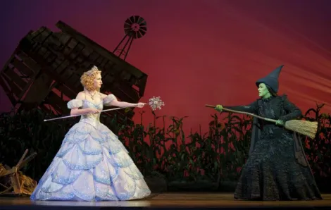 family-friendly-Wicked-Seattle-Paramount-Theatre