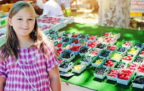best-farmers-markets-kids-seattle-summer