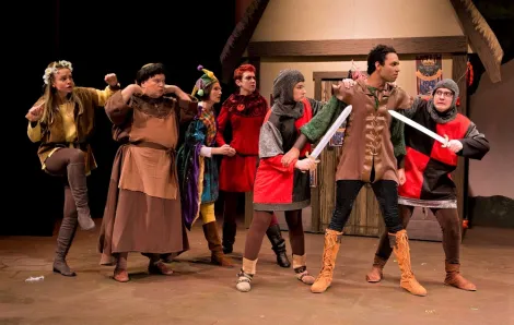 Centerstage-theatre-holiday-panto-robin-hood-review-kids-families-2019