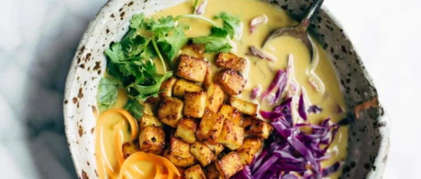 Vegan coconut soup is a good soup recipe for families 