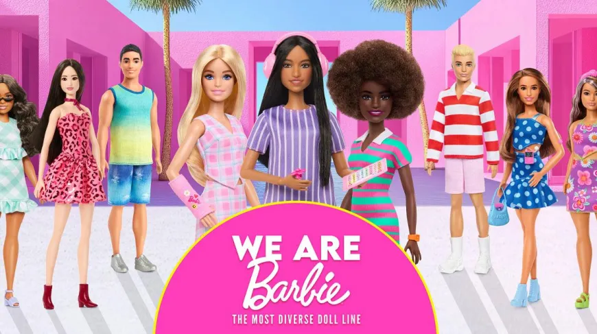 image of Barbie dolls