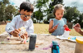kids painting outside
