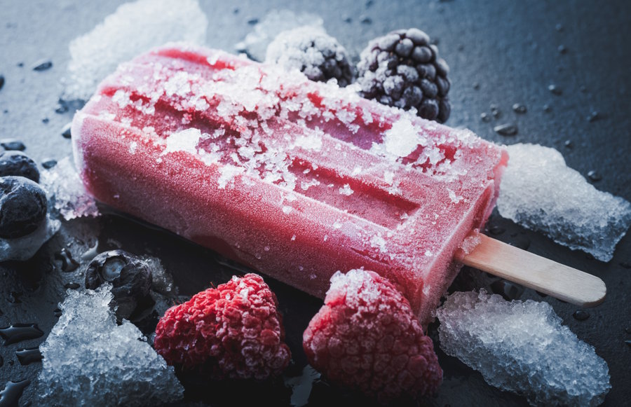 cold berry popsicle 