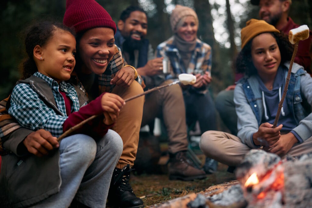 10 Fun Games to Play With Kids Around the Campfire