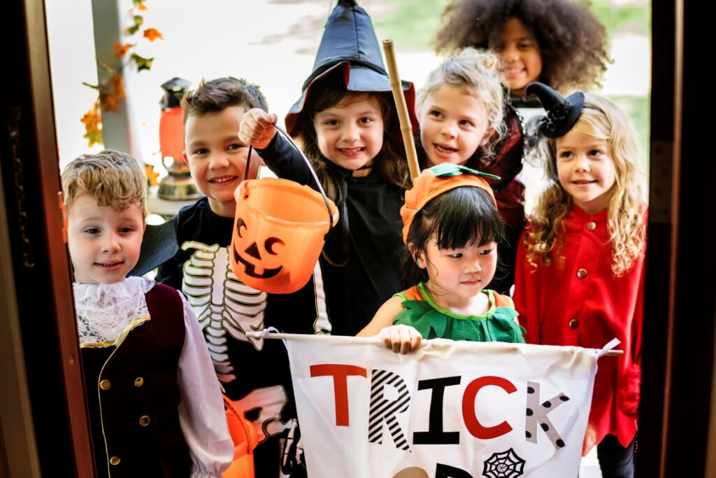 Best Seattle Halloween Events for Spooky and Sweet Family Fun in 2026