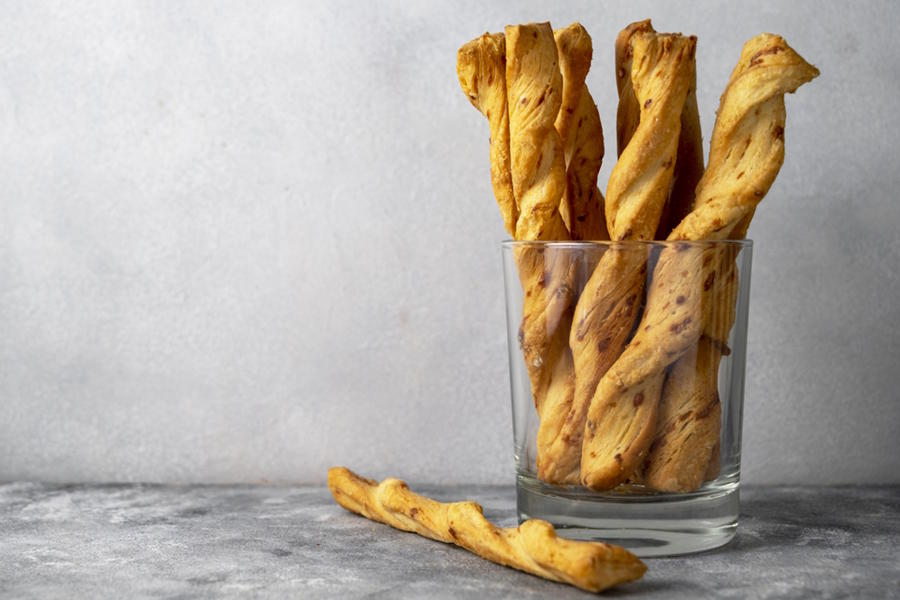 Bakes cheese twists sticks for Thanksgiving