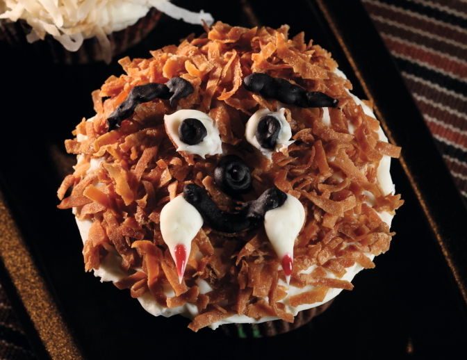 Cupcake decorated to look like a werewolf